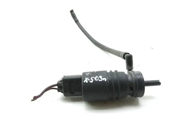 BMW X5 E53 Windscreen/windshield washer pump 8362154