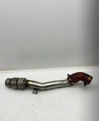 Land Rover Discovery 4 - LR4 Intercooler hose/pipe AH226F073AE ASSY211 03012012