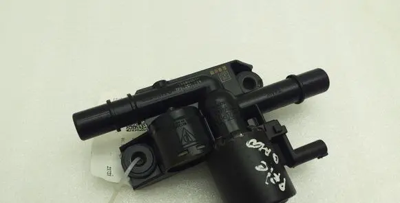 Porsche Cayenne (92A) Turbo solenoid valve 7P5201559