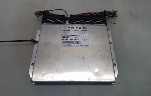 Mercedes-Benz E W210 ESP (stability system) control unit 0315450732