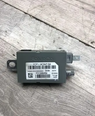 Volvo XC70 Aerial antenna amplifier 7CP118C847SA 20160303 P31295459