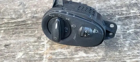 Ford Focus Light switch 98AG13A024CF