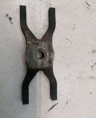 Ford Transit Fuel Injector clamp holder 6C1Q9L535AC