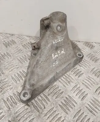 BMW 5 E60 E61 Engine mounting bracket 22116769153
