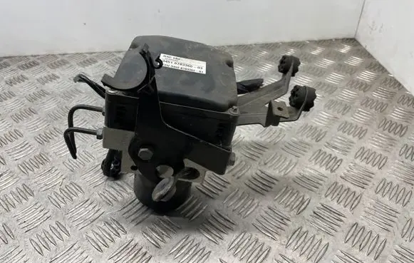 BMW 5 E60 E61 ABS Pump 6783360 34516783360 6783362