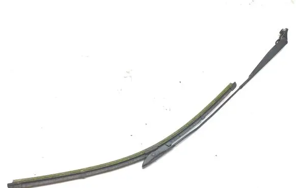 Renault Kangoo II Windshield/front glass wiper blade 8200619427