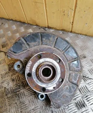 Volkswagen PASSAT B6 Front wheel bearing hub 