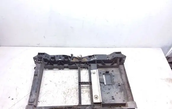 Peugeot 207 CC Radiator support slam panel 9687710780 1854680116