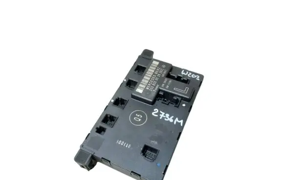 Mercedes-Benz C W203 Door control unit/module 2038205526