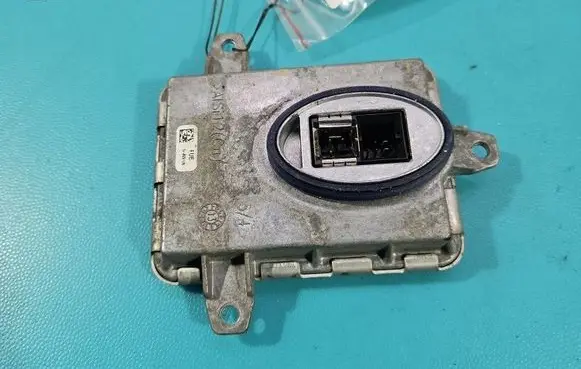 BMW 3 F30 F35 F31 LED ballast control module 7296090 IMPRK1584070