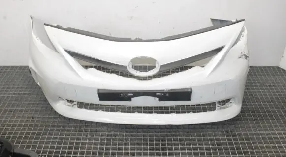 Toyota Prius+ (ZVW40) Front bumper