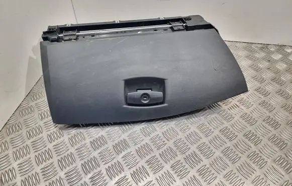 BMW 5 E60 E61 Glove box set 51167034080 158234 81010001