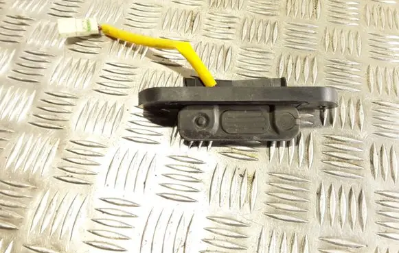 Mitsubishi Outlander Tailgate opening switch 