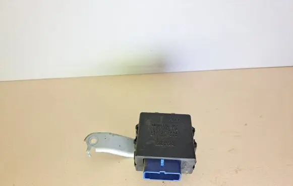 Toyota Hilux (AN10, AN20, AN30) Day light relay 8264212050 0617004240
