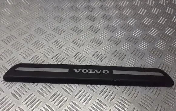 Volvo S40 Sill/side skirt trim 08622671
