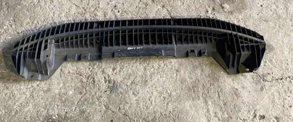 Toyota Verso Front bumper skid plate/under tray 526180F010