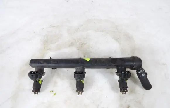 Fuel main line pipe