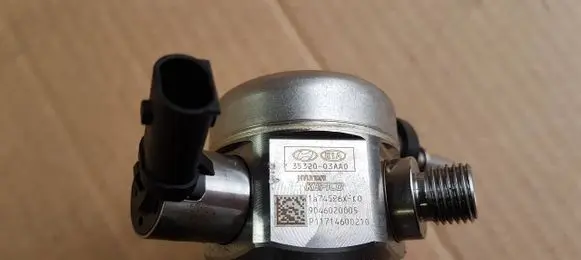Hyundai i30 Fuel injection high pressure pump 3532003AA0 9046020005 1674526XX