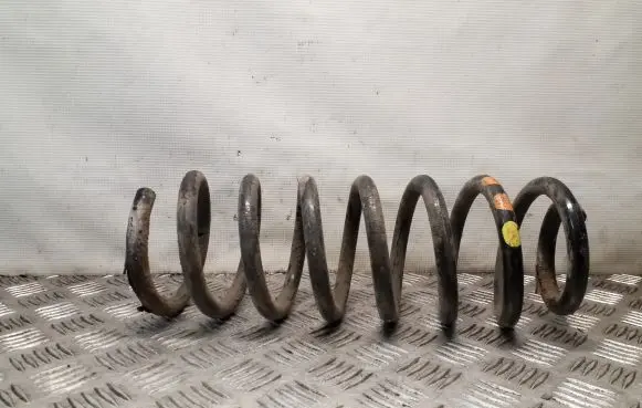 Audi A6 S6 C4 4A Rear coil spring