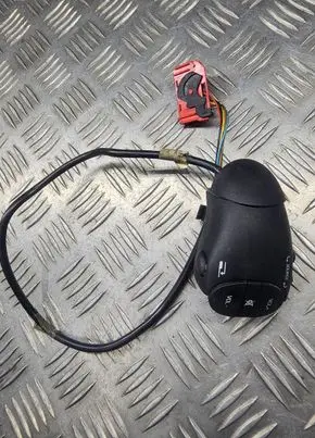 Renault Megane I Steering wheel buttons/switches 7700431450 34438701