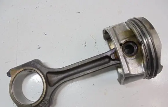 Peugeot 308 Piston 039PI00123002