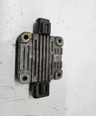 Nissan Sunny Ignition relay 2202085M10