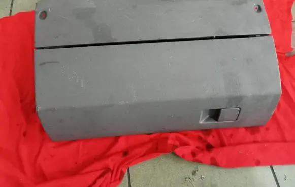 Skoda Fabia Mk1 (6Y) Glove box 9854101 0986401 6Y1857103