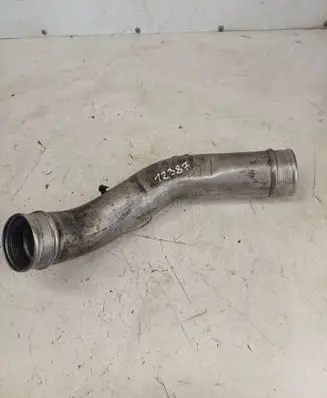 Intercooler hose/pipe
