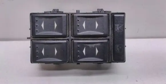 Ford Mondeo Mk III Electric window control switch 3S7T14A132BA 03163453