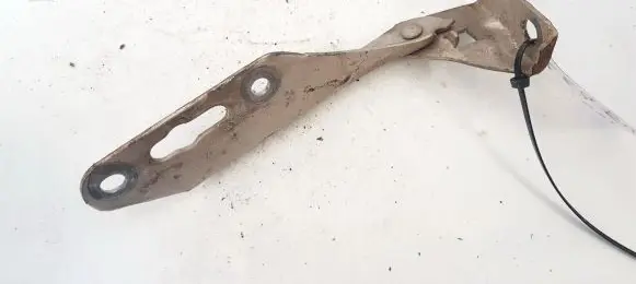 Honda CR-V Engine bonnet/hood hinges