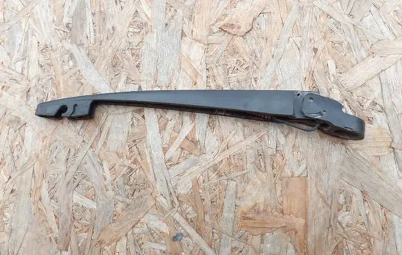 Subaru Legacy Rear wiper blade arm 35614 06222