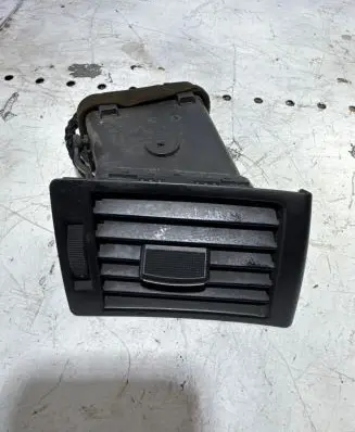 Audi A4 S4 B7 8E 8H Dashboard side air vent grill/cover trim 8E0820902F 10130152 06113060