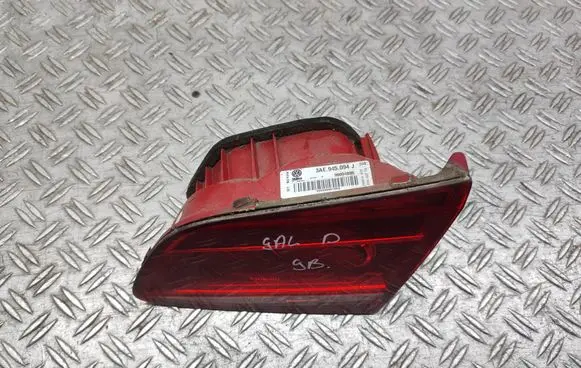 Volkswagen PASSAT B7 Tailgate rear/tail lights 3AE945094J 90004896 90004896130A