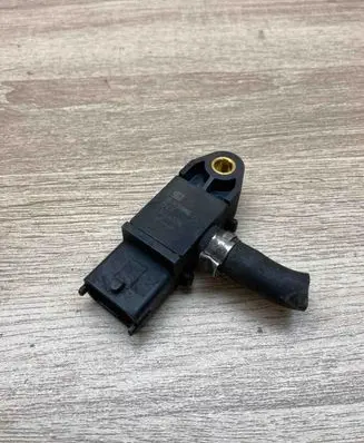 Opel Astra J Exhaust pressure sensor 55566186