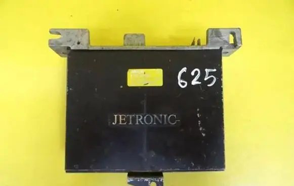 Volkswagen Golf I Engine control unit/module 035906263F