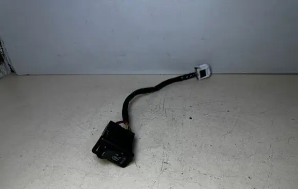 Nissan X-Trail T30 Seat heating switch 