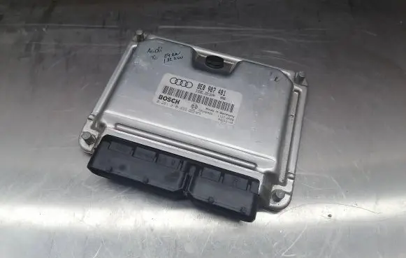 Audi A6 S6 C5 4B Engine control unit/module 8E0907401 0281010492