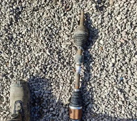Renault Captur Front driveshaft 391010115R