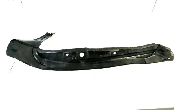 Audi RS5 Fender end trim 8T0821111A