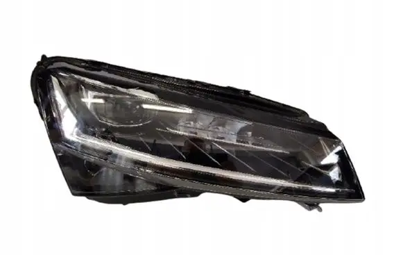 Skoda Superb B8 (3V) Headlight/headlamp