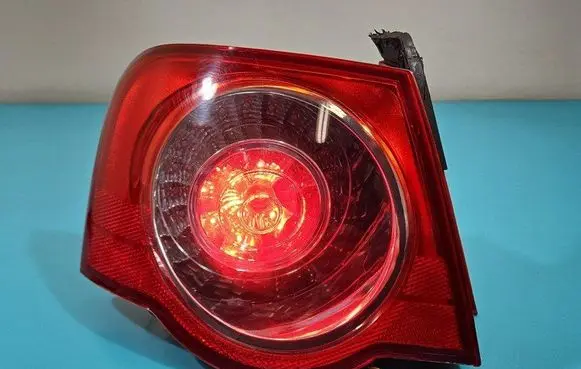 Volkswagen PASSAT B6 Rear/tail lights IMPRK1443304