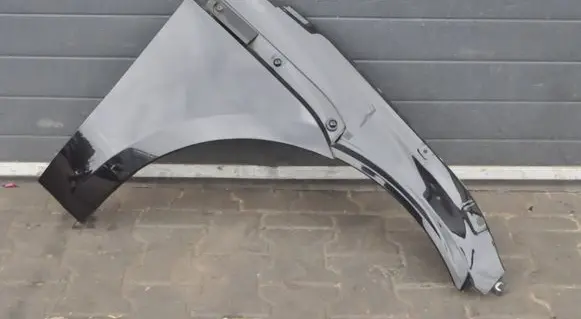 Porsche Macan (95B) Front mudguard 