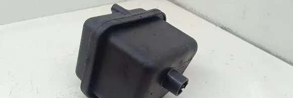Vacuum air tank