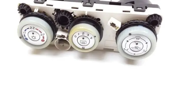Mitsubishi Colt Climate control unit PMN164569U 69660002 6966Z301