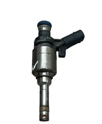 Volkswagen PASSAT CC Fuel injectors set 06H906036H