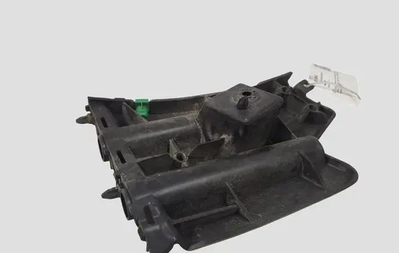 Volvo S60 Front bumper mounting bracket 30796626