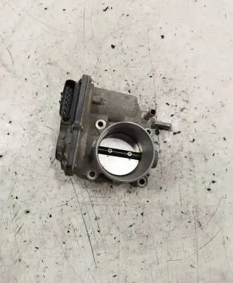 Toyota Auris E180 Throttle valve 220300t110