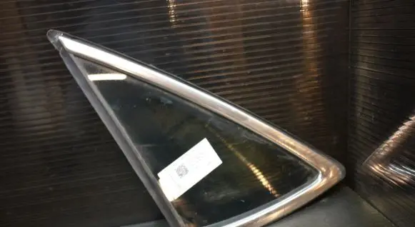 Ford Mondeo MK IV Rear side window 43R001583