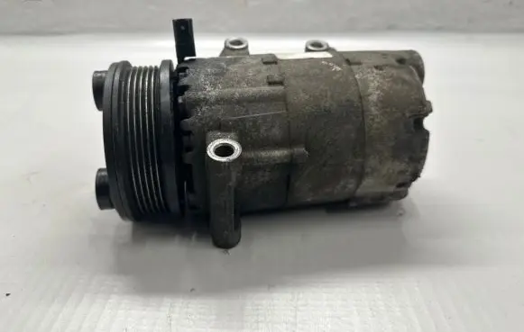 Volvo V70 Air conditioning (A/C) compressor (pump)