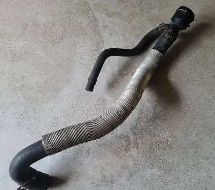 Volkswagen PASSAT CC Heater radiator pipe/hose 